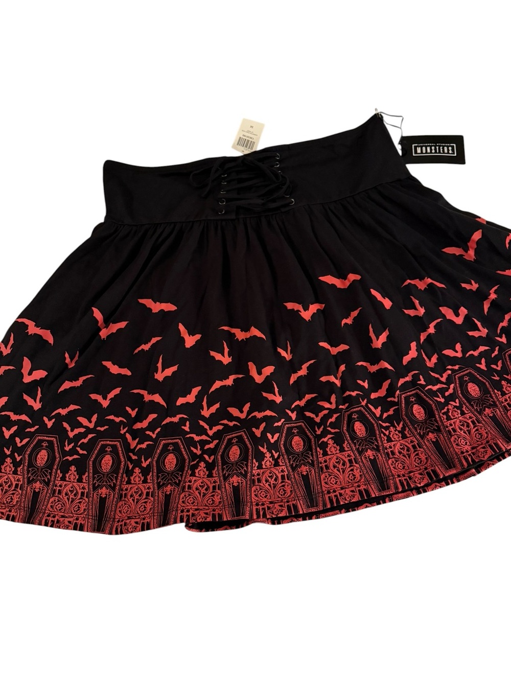 🧛♂️ Hot Topic Universal Monsters Dracula Bat Lace-Up Skirt (Plus Size) - Picture 5 of 13
